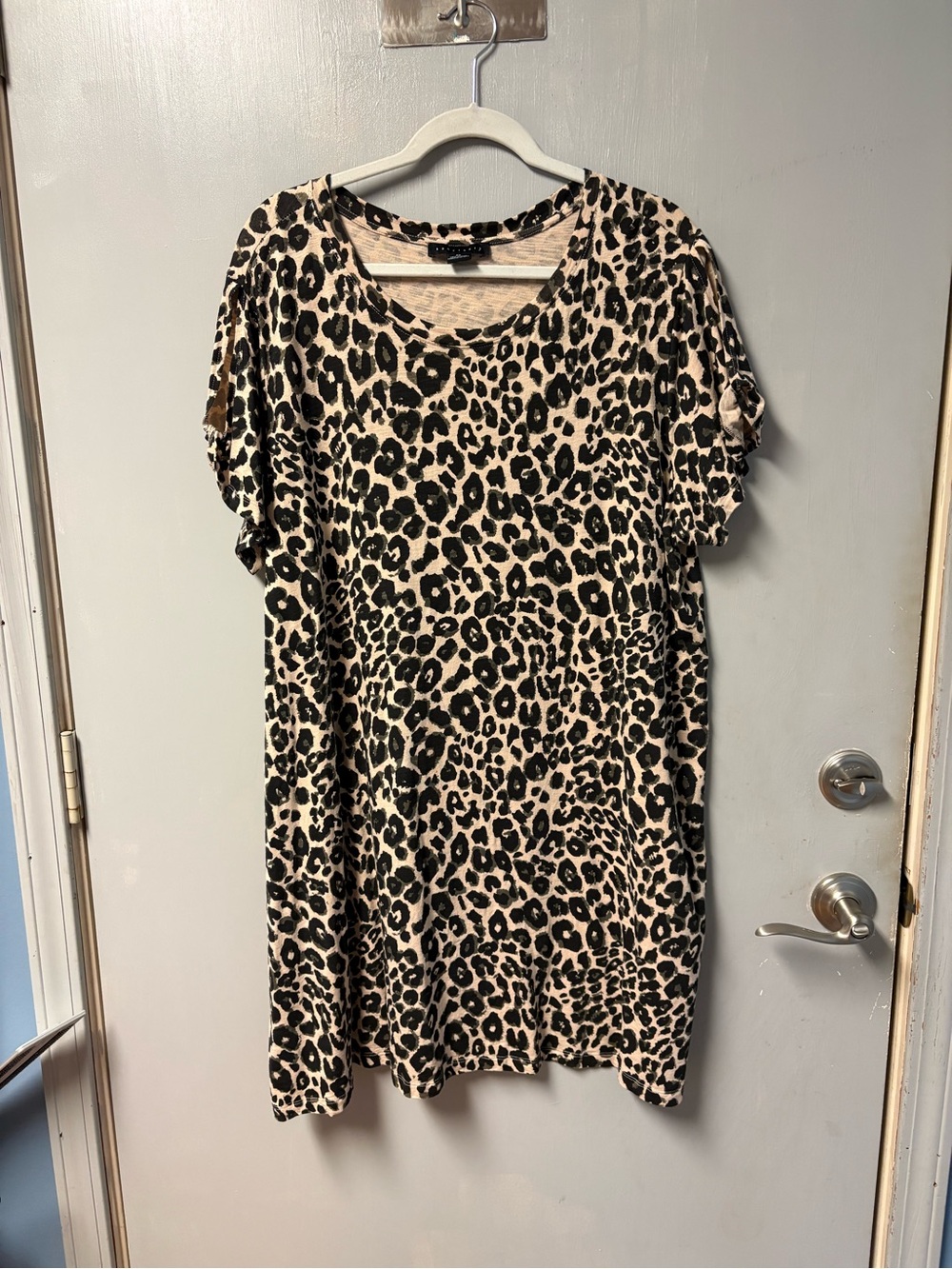Leopard Print Short Sleeve dress - Black & Beige Size 2X